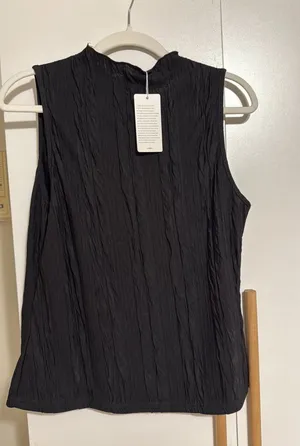 Lillusory Black Mockneck Sleeveless Shirt L Size L thumbnail 1