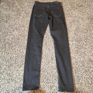 Levis 311 Shaping Skinny Jeans Womens 27 Charcoal Black Mid Rise Stretch‎ Denim thumbnail 7