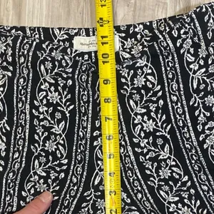 Abercrombie & Fitch Bohemian Floral Pattern Flare Leg - 0 thumbnail 11
