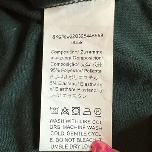 FULL SLEEVE EMERALD GREEN SLIP DRESS SIZE M (necklace sold separately) thumbnail 15