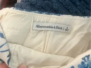 Abercrombie & Fitch Blue Floral Mini Skirt - White & Blue Print thumbnail 4