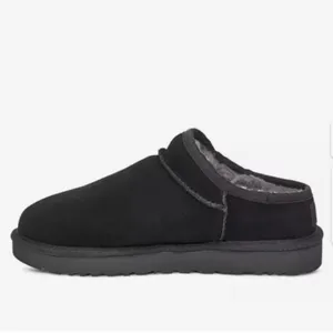 UGG Classic Slipper thumbnail 6