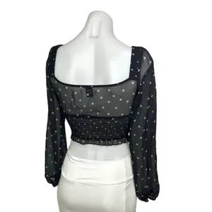 Princess Polly Black Daisy Floral Sheer Long Sleeve Smocked Cropped Top Size 2 thumbnail 3