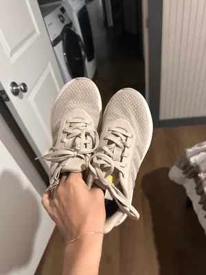 Adidas Women’s thumbnail 3