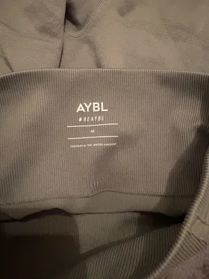 ABYL Shorts Green Size M thumbnail 3