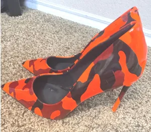 Steve Madden Valavala Orange Camo Patent Pointed Toe Stiletto Heels Pumps 8.5 thumbnail 1
