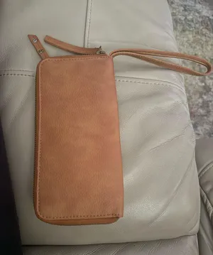 Free People Wallet thumbnail 1