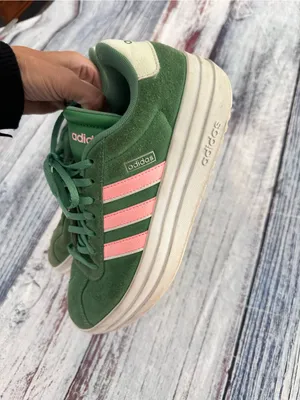 Adidas Women's Green Suede Platform Sneakers with Pink Stripes thumbnail 3