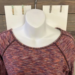 Lululemon Athletica Heather Purple Scoop Neck Long Sleeve Thumb Hole Top- Sz 10 thumbnail 7