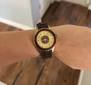 Gold and Brown Watch thumbnail 1