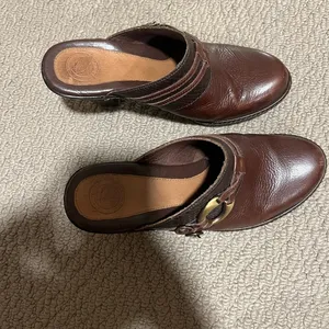 Brown Leather Heels with Decorative Strap Size 6.5 thumbnail 1