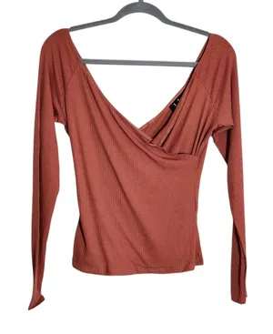 Lulus Rust Red Surplice Ribbed Knit Top Size Medium NWT thumbnail 1