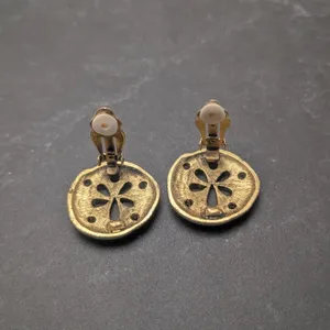 Vintage Clip On Earrings - Large Sand Dollar Beach Theme Statement Earrings thumbnail 4