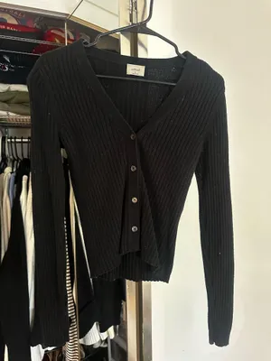 Aritzia Sweater Wilfred thumbnail 1
