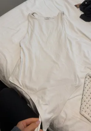 Contour Aritzia Babaton Bodysuit thumbnail 1