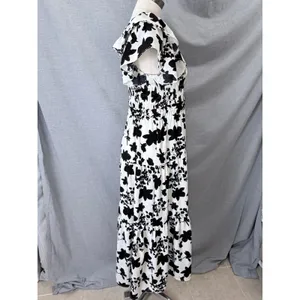 Umgee Maxi Dress Black White Floral Smocked Flutter Sleeve Tiered M thumbnail 6