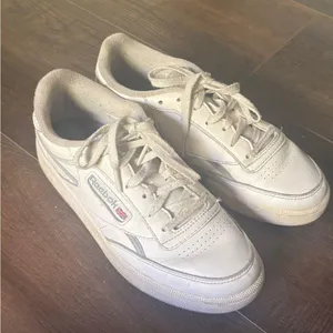 Reebok shoes thumbnail 4