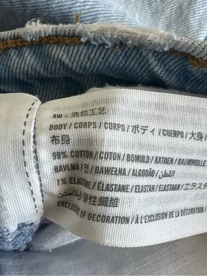 Abercrombie & Fitch The 90’s Straight Ultra High Rise Split Hem Jeans thumbnail 9