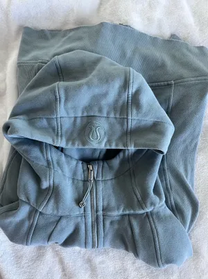 Lululemon Scuba Jacket thumbnail 2