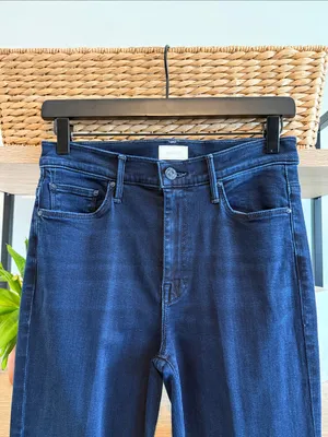 MOTHER The Weekender Fray in Chip On My Shoulder Dark Wash MidRise Flare Jean 28 thumbnail 4