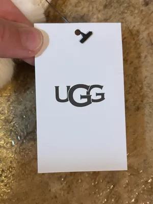 NWT UGG Women's All Over Faux Fur Mitten sz L/XL thumbnail 4