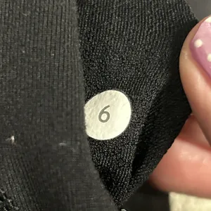 Lululemon Black Jacket Womens 6 Full Zip Hooded High Neck Running Top Pockets thumbnail 7