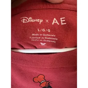 American Eagle Outfitters Shirt Wm Lg Red Disney World Mickey Mouse Christmas thumbnail 3