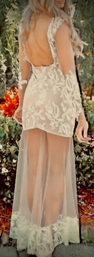 Love Triangle PURE GLAMOUR Nude&White Lace backless Formal maxi Dress-Size Small thumbnail 8