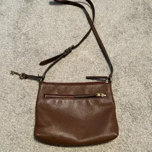 Fossil brown leather medium size crossbody bag‎ thumbnail 6
