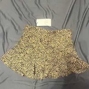 Zara Skort thumbnail 2
