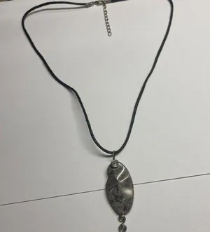Women’s Grey Natural Stone Pendant / Black Cord Costume Necklace thumbnail 1