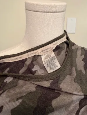 Lucky Brand loose fit rolled short sleeve camo top thumbnail 5