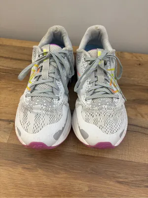 New Balance DynaSoft Nitrel V5 Quartz Grey Cosmic Rose Trail Running Shoes thumbnail 5