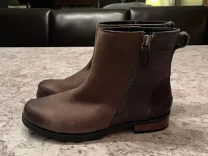 Sorel Emelie  Boots thumbnail 1