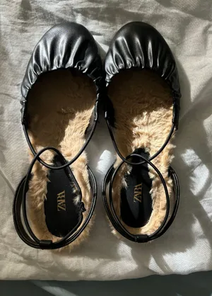 ZARA Fur Leather slippers Sandal thumbnail 1
