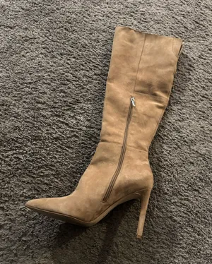 Sam Edelman Boots - suede thumbnail 1