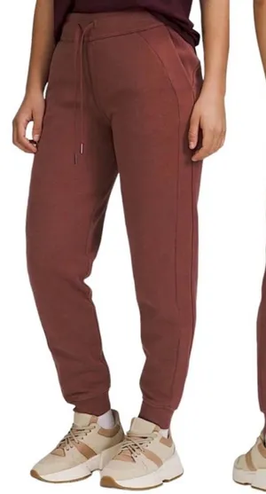 Lululemon Scuba High-Rise Jogger Pants Sz‎ 12 in Smokey Red thumbnail 1