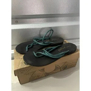Free People Black Teal‎ Leather Strappy Thong Sandals Size 38 EU/8 Made in India thumbnail 2