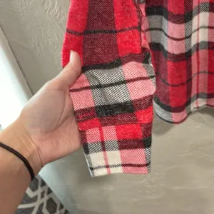 Victorias Secret Pink Cozy Jersey Sleep Shirt Top Red Plaid Size Medium NWT thumbnail 5