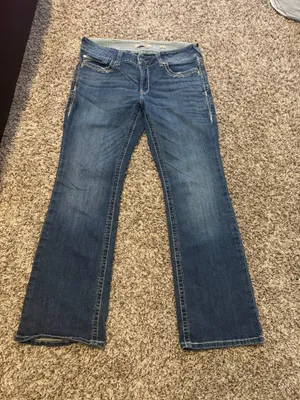 Women’s sz 32S Ariat Mid Rise Boot Cut Jeans thumbnail 1
