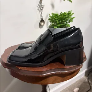 Zara Patented leather platform penny loafers thumbnail 8