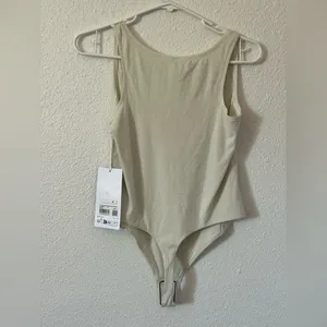 Lululemon Wundermost Nulu Square-Neck Sleeveless Bodysuit in bone sz M nwt thumbnail 11
