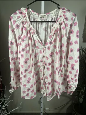 P217. ee:some Women's Pink Floral Button-Front Peasant Blouse thumbnail 1