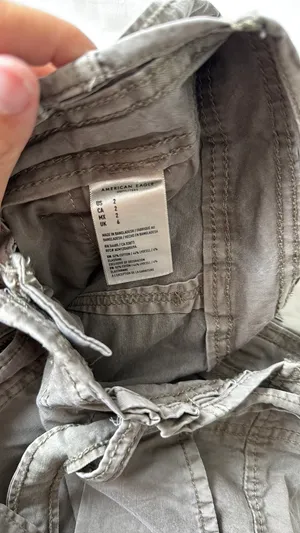 American Eagle Super Stretch Size 2 Shorts With Belt thumbnail 4