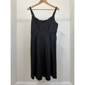 Torrid Mini Scuba Skater Dress Built In Shapewear Sz1/1X NWT thumbnail 3