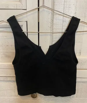 Black Crop Top Size M thumbnail 2