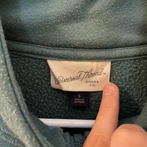 Universal Thread Crewneck thumbnail 3