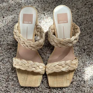 Dolce Vita Braided Raffia Heeled Sandals Size 7.5 thumbnail 2