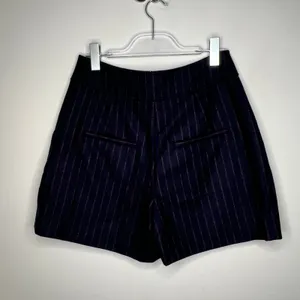 Veronica Beard Haina Navy Pinstriped Short Size 8 thumbnail 7