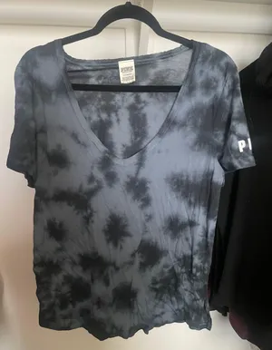 Victoria's Secret Pink Tshirt thumbnail 1